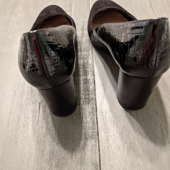 Tahari Elvira Two-tone Black Wide Heel - Sz 8m - Picture 5 of 7